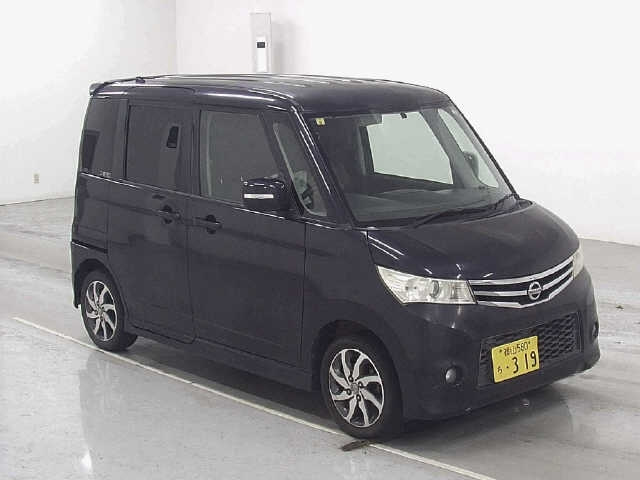 NISSAN ROOX 2010