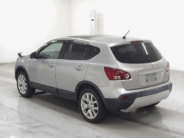 NISSAN DUALIS 2009