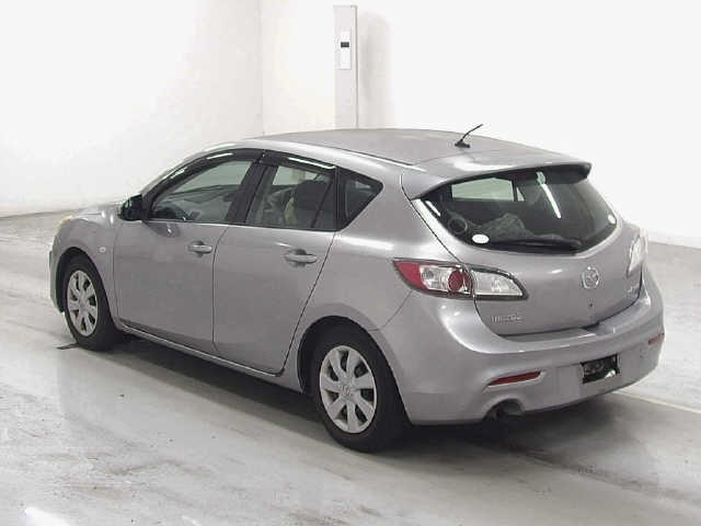 MAZDA AXELA 2010