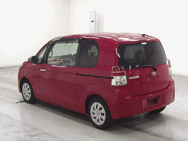 TOYOTA SPADE 2012