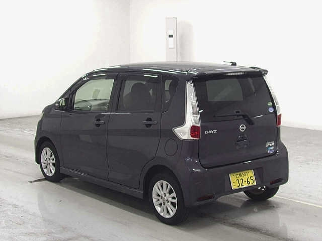 NISSAN DAYZ 2015