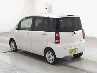 DAIHATSU TANTO EXE 2010