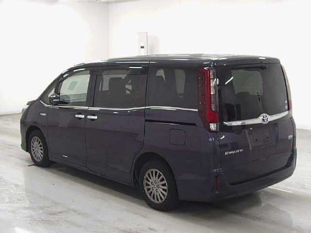 TOYOTA ESQUIRE 2015