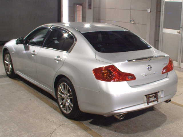 NISSAN SKYLINE 2013