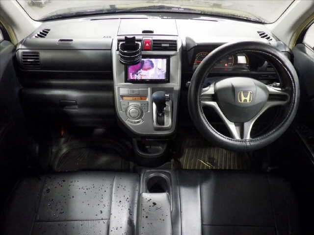 HONDA ZEST 2009