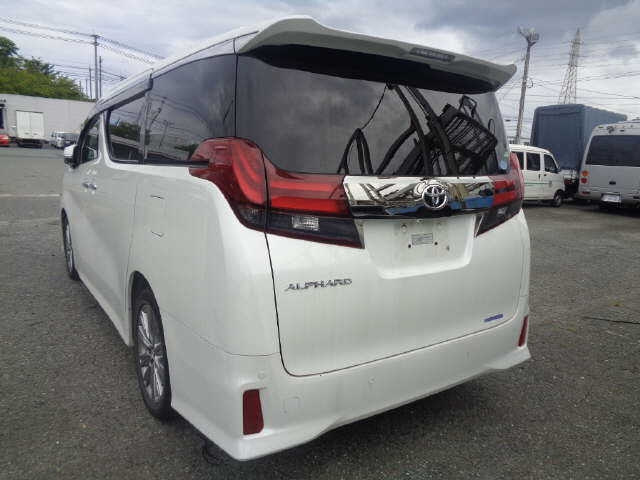 TOYOTA ALPHARD 2016