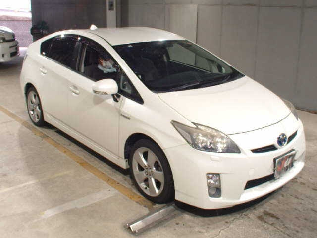 TOYOTA PRIUS 2010