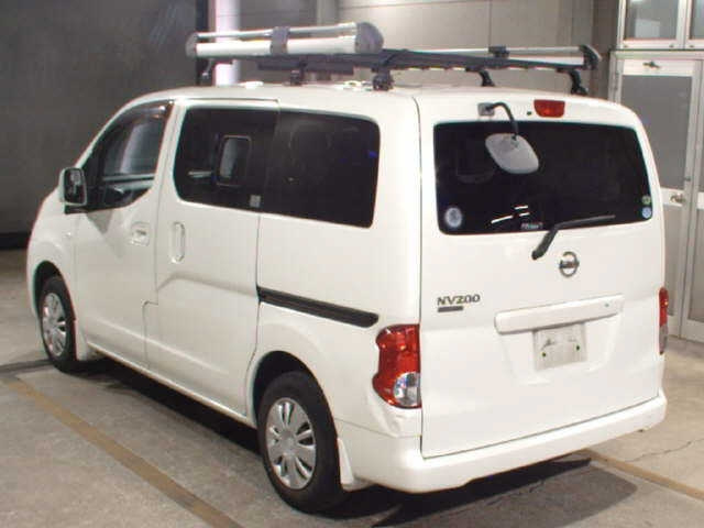 NISSAN NV200 2009