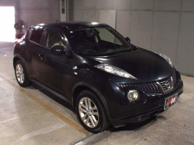 NISSAN JUKE 2013