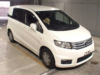 HONDA FREED 2010