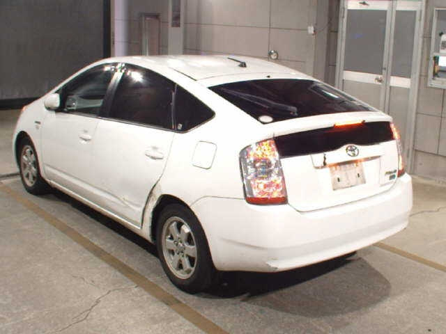 TOYOTA PRIUS 2010