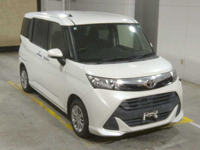 TOYOTA TANK 2018