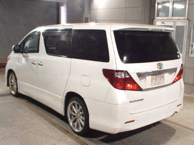 TOYOTA ALPHARD 2009