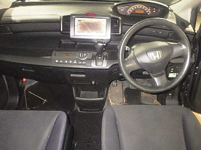 HONDA FREED 2008