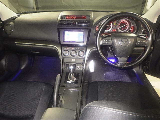 MAZDA ATENZA WAGON 2010
