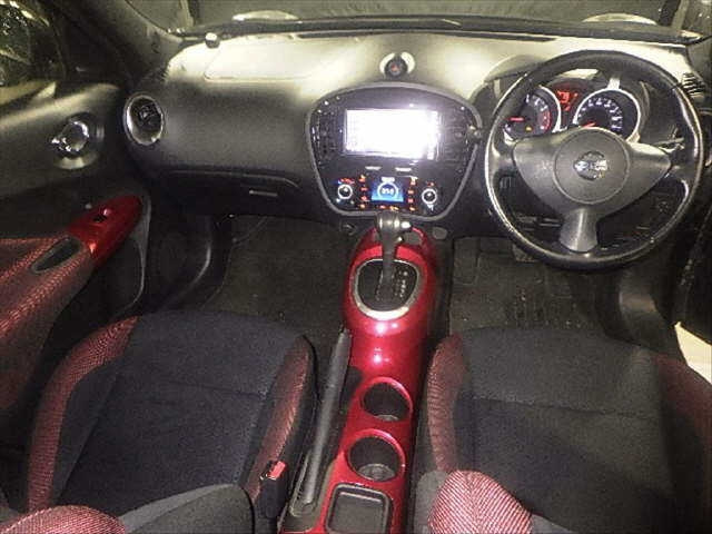 NISSAN JUKE 2012