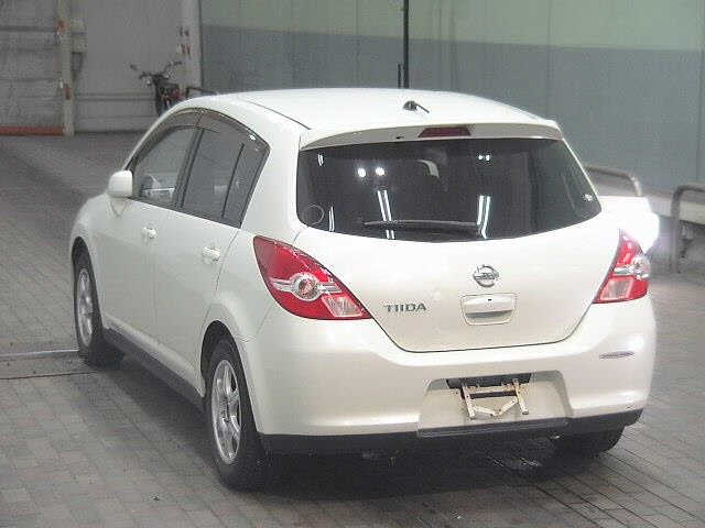 NISSAN TIIDA 2008