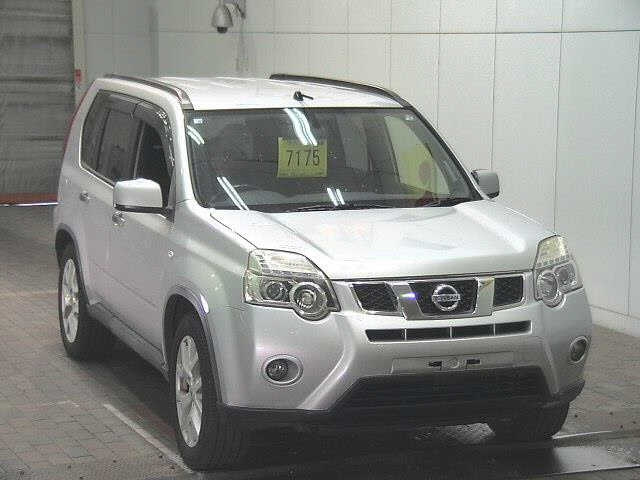 NISSAN X-TRAIL 2012