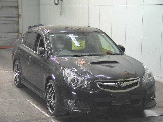 SUBARU LEGACY B4 2010
