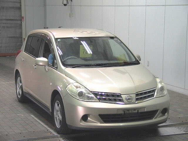 NISSAN TIIDA 2008