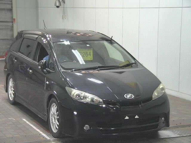 TOYOTA WISH 2009