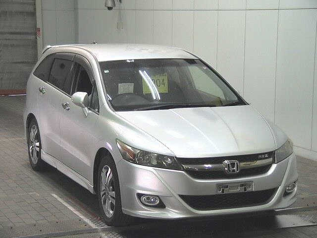 HONDA STREAM 2010