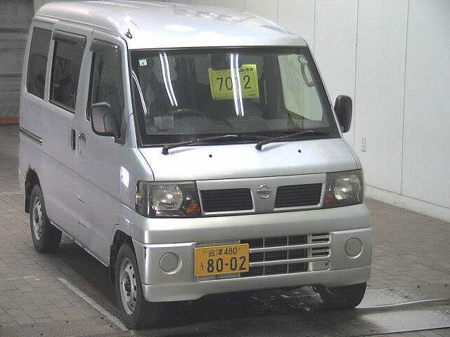 NISSAN CLIPPER VAN 2010