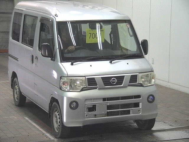 NISSAN CLIPPER VAN 2013