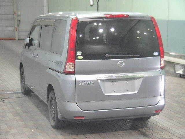 NISSAN SERENA 2009