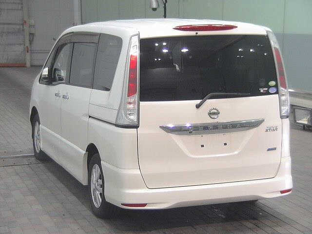 NISSAN SERENA 2012
