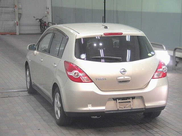 NISSAN TIIDA 2008
