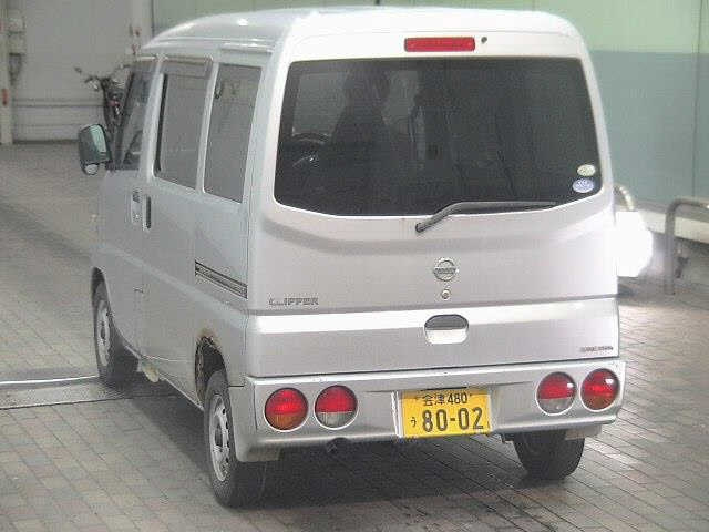 NISSAN CLIPPER VAN 2010