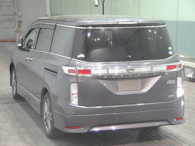 NISSAN ELGRAND 2013
