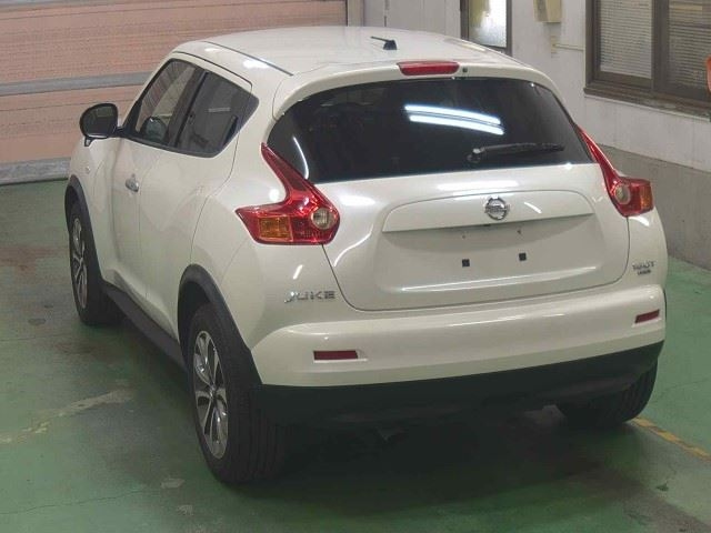 NISSAN JUKE 2012