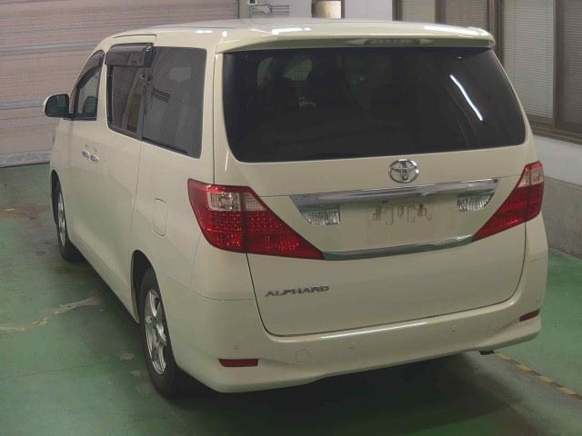 TOYOTA ALPHARD 2008