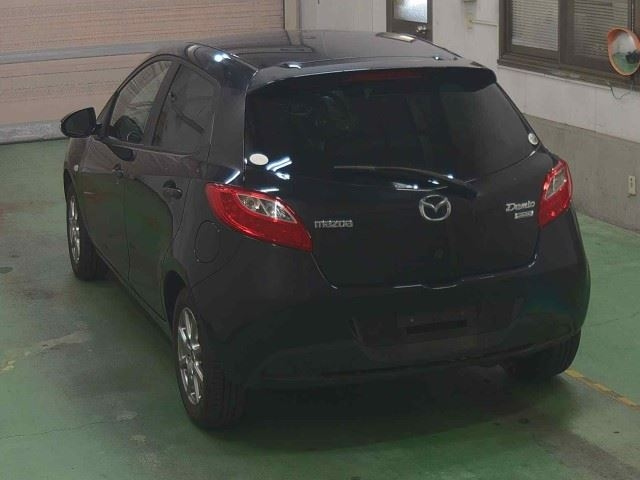 MAZDA DEMIO 2013
