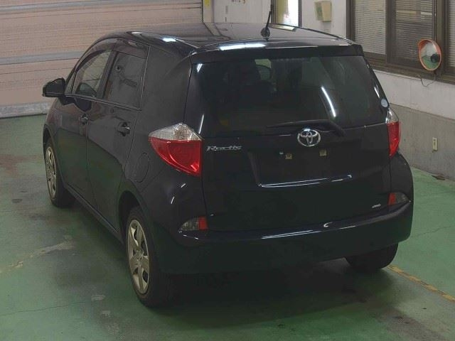 TOYOTA RACTIS 2013