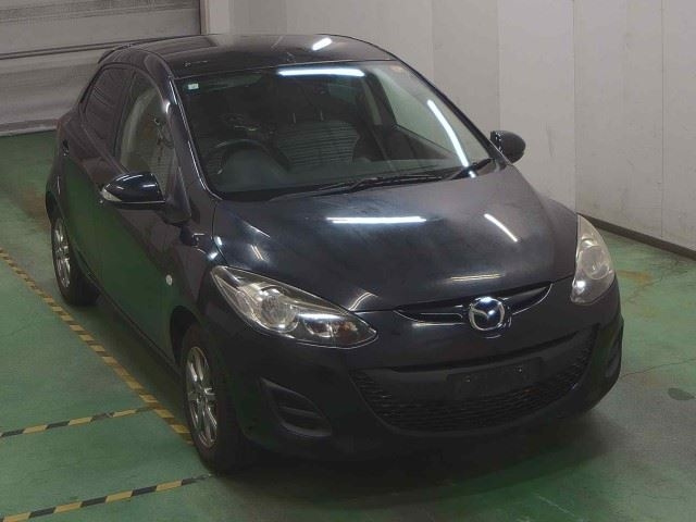 MAZDA DEMIO 2013