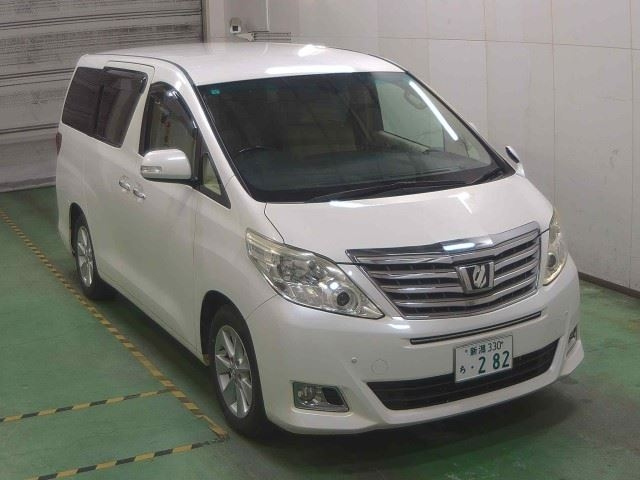 TOYOTA ALPHARD 2013