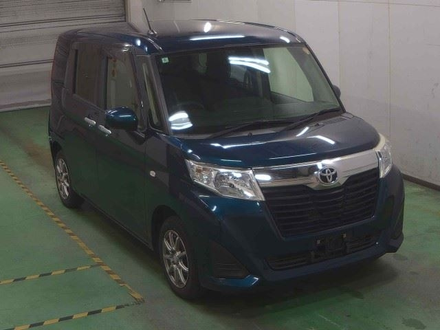 TOYOTA ROOMY 2018