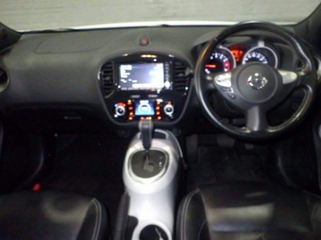 NISSAN JUKE 2012