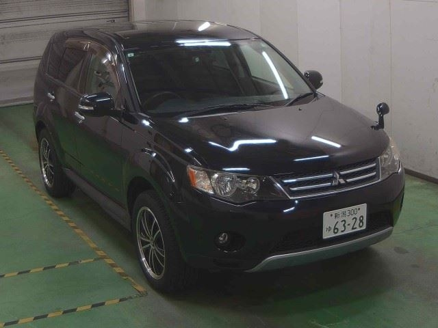 MITSUBISHI OUTLANDER 2011