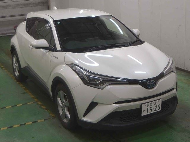 TOYOTA C-HR 2018