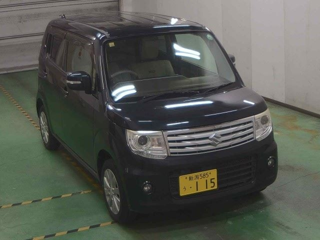 SUZUKI MRWAGON 2014
