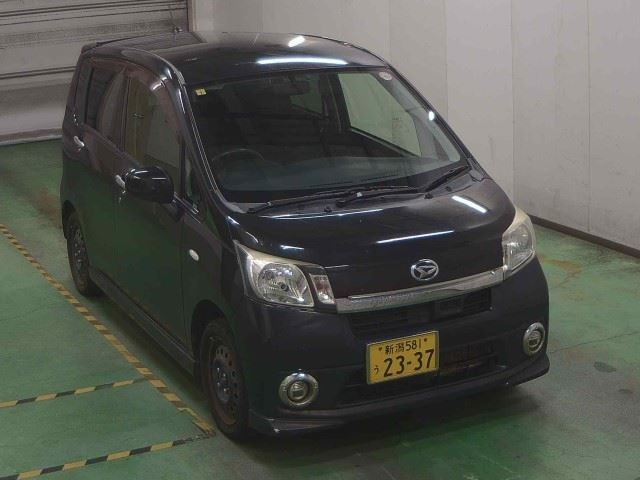 DAIHATSU MOVE 2014