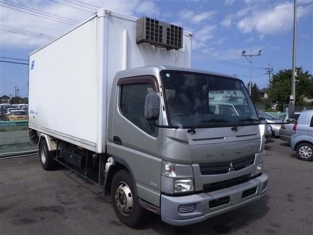 MITSUBISHI CANTER 2013