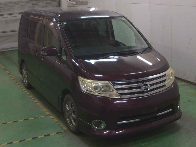 NISSAN SERENA 2010