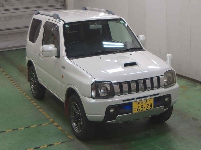 SUZUKI JIMNY 2009