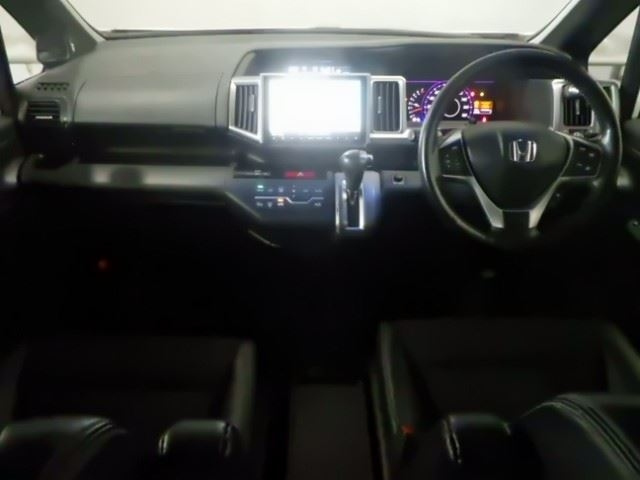 HONDA STEP WAGON 2013