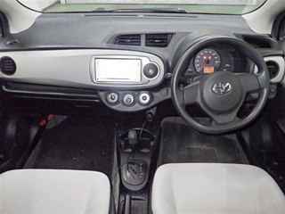 TOYOTA VITZ 2012
